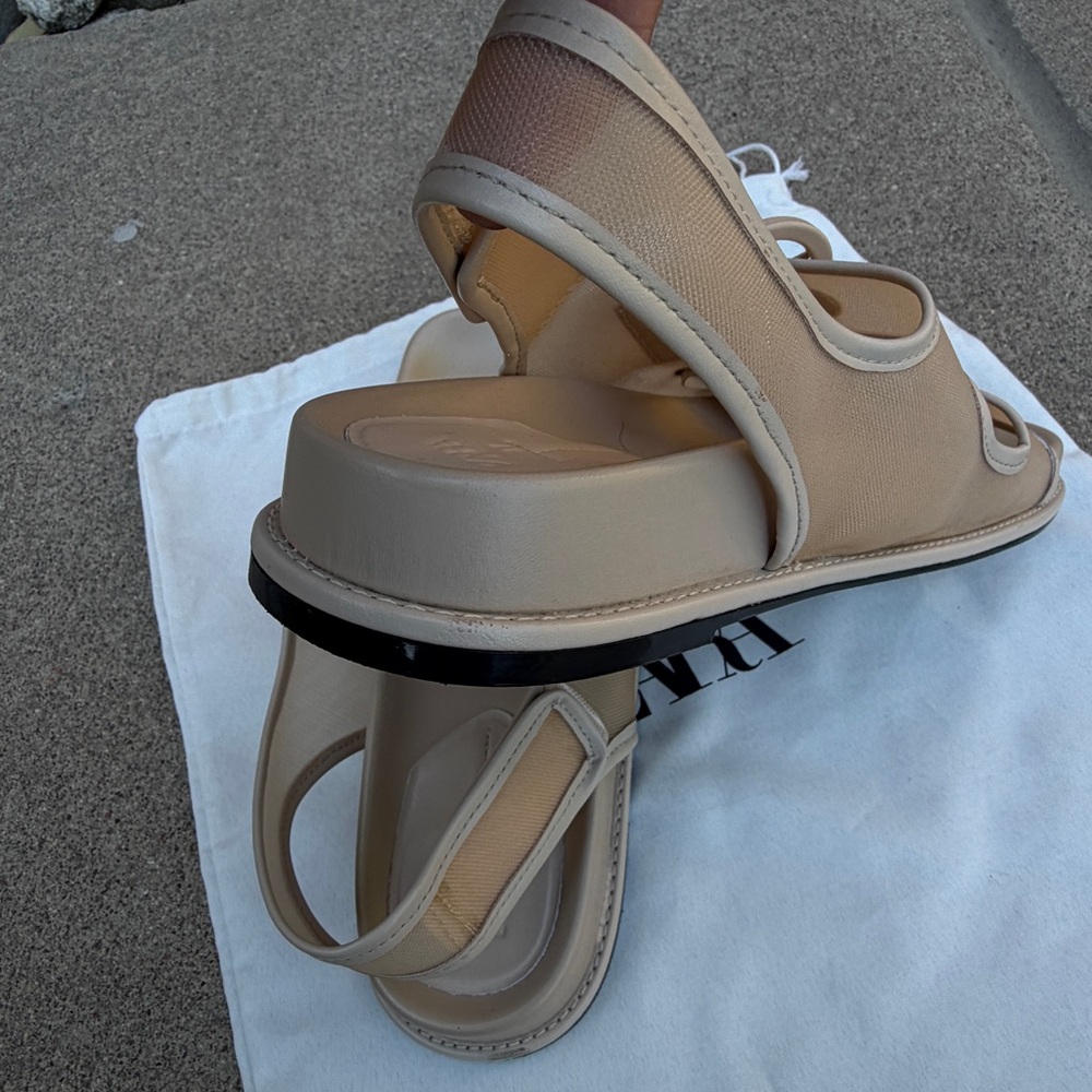 Zara Womens Open Toe Mesh Double Buckle Slingback Sandals Beige Size 37 Flat Dad - Picture 9 of 14
